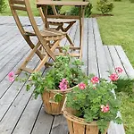 Hébergement de vacances Summer Bliss With Vibrant Garden In Nodebohuse