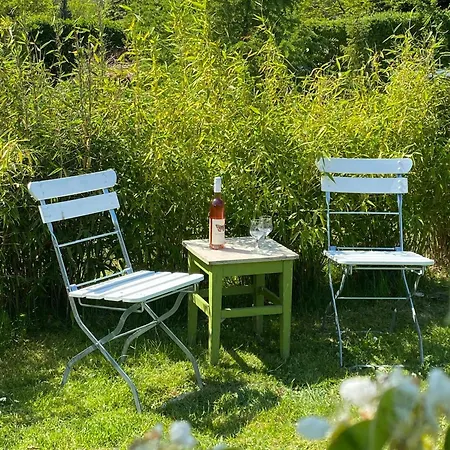 Summer Bliss With Vibrant Garden In Nodebohuse * Hundested